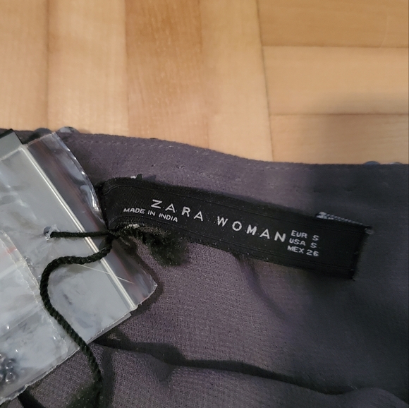 Zara sequin mini skirt - Picture 3 of 3